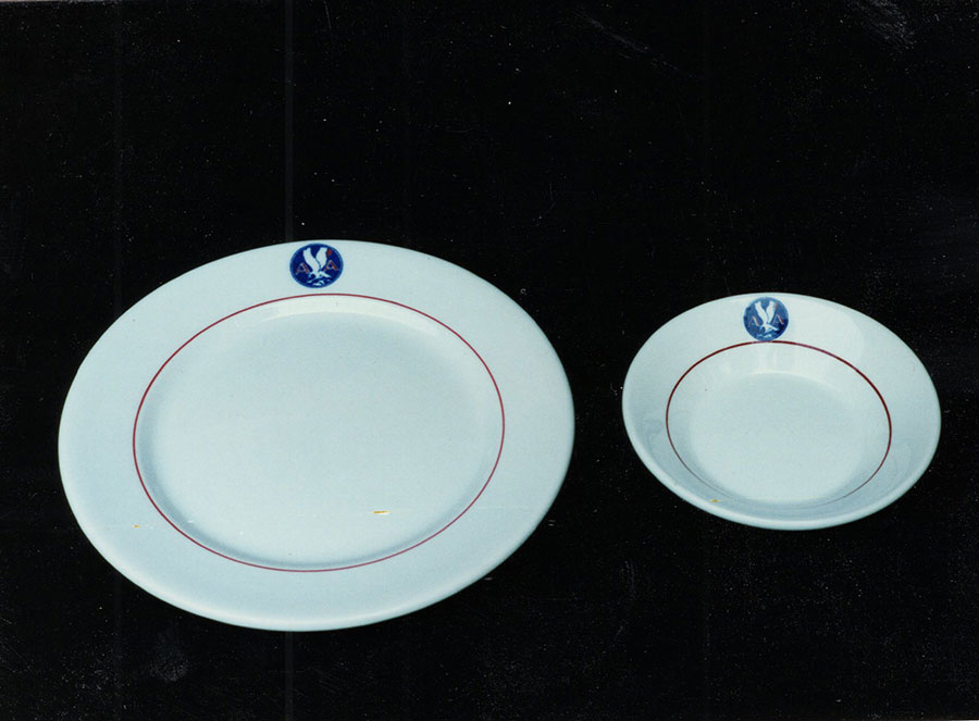 4 Place Settings of NOS 6 pc Vintage American Airlines Dinnerware Dishes 