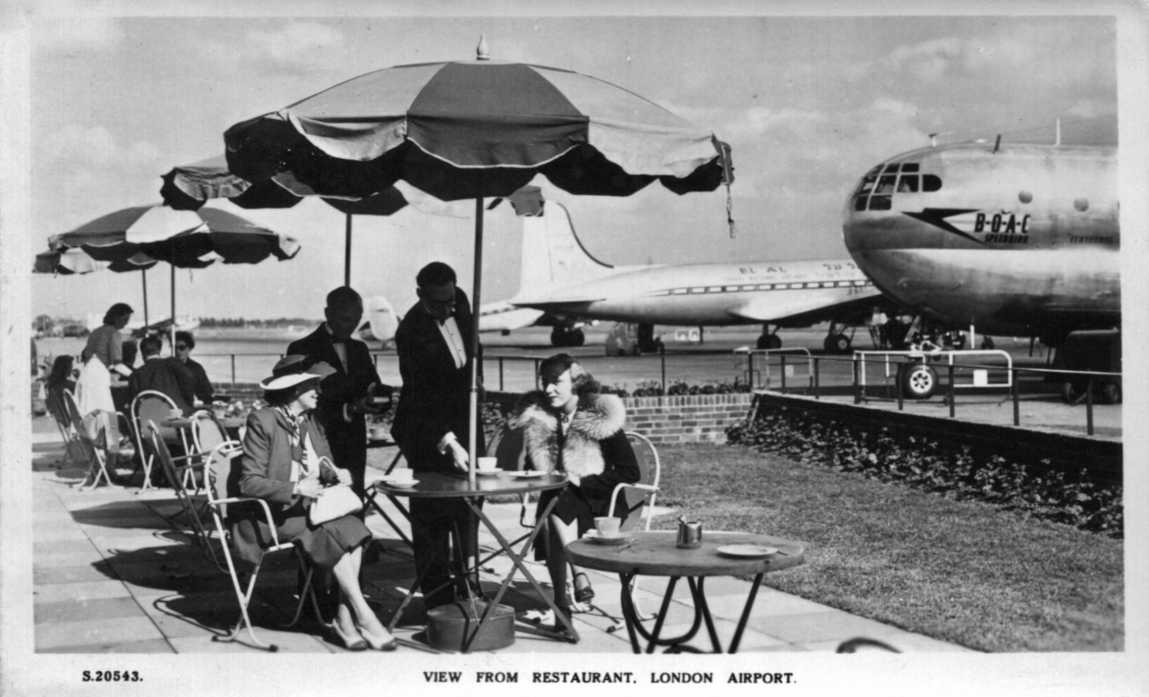 Travel Pan Am El Presidente B377 ad