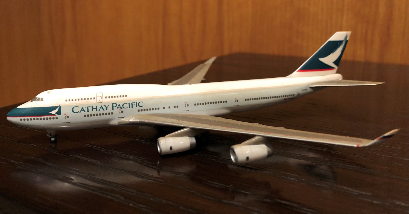 postcard Cathay Pacific Airways Boeing 747-400 B-HOY @ London Heathrow 2002 