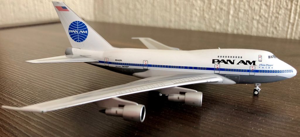 Boeing 747SP Commercial Aircraft Trans World Airlines - Boston Express  White w/Red 1/400 Diecast Model Airplane by GeminiJets