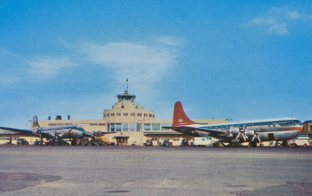 Chicago & Southern DC-4 and Northwest B377 at Chicago Midway, 1950s